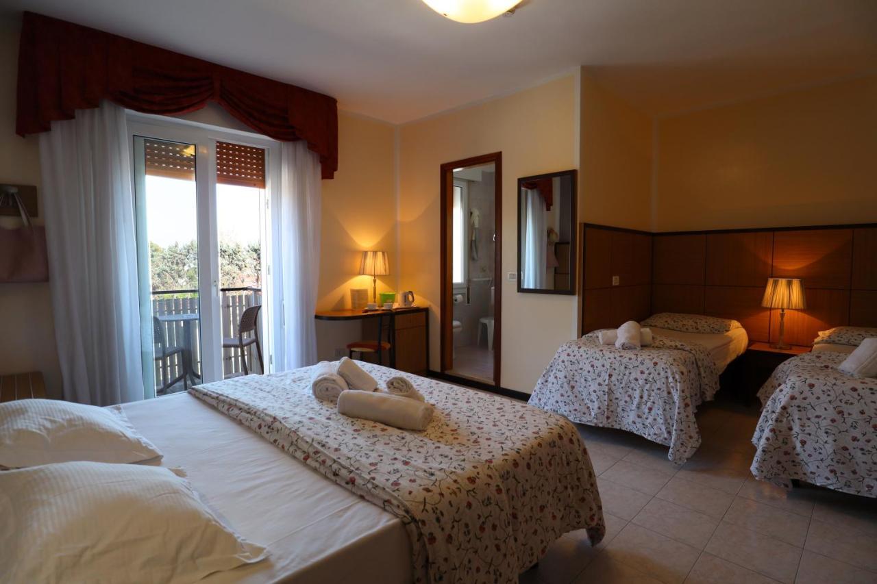 Hotel Righetto Fronte Mare 카발리노 외부 사진