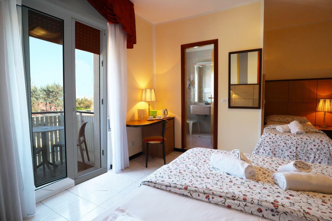 Hotel Righetto Fronte Mare 카발리노 외부 사진